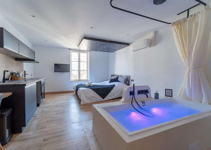 La Nuit Sous Les Etoiles * 南锡